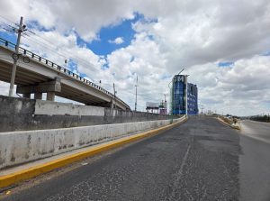 Inician sustitución de pavimento por concreto hidráulico en el bulevar Felipe Ángeles
