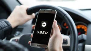 Hidalgo advierte que Uber no está autorizado para operar; aplicará la ley ante su llegada